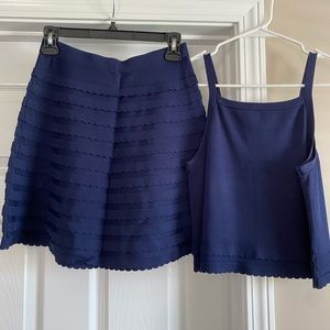 Selling bc it’s too small, navy, rayon/nylon mix, beautiful on! Only worn 1x